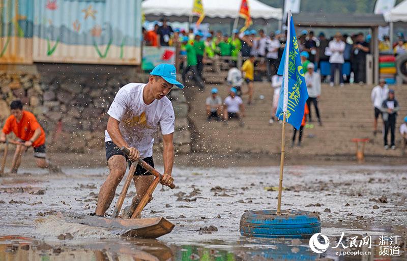 818ِxڞͿMкRٻ z