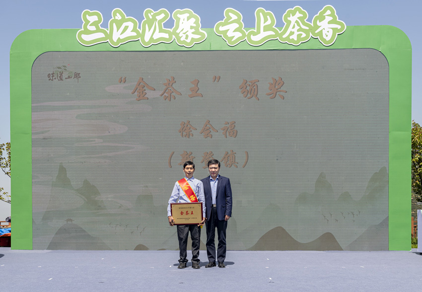 ӬF߀M2021ɽӶCYŔz