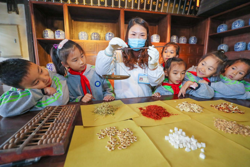 tˎڽ犹СWWץˎz