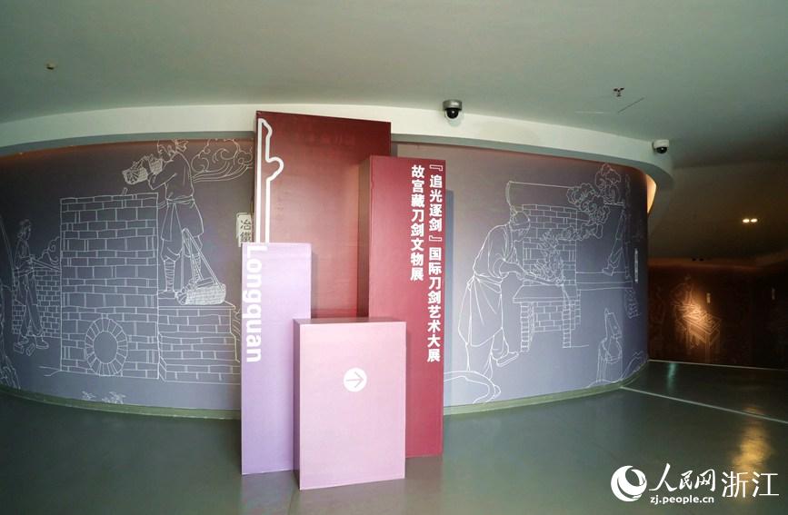 ˴βչչԵT칤ˇW z