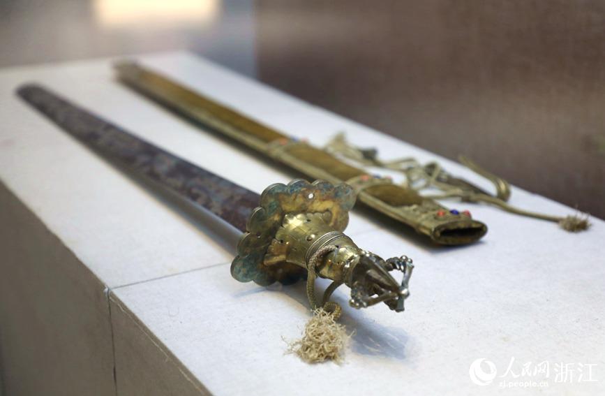 Ʊqʵ˄Ǵ˴ΡʌmصչΨһćһW z