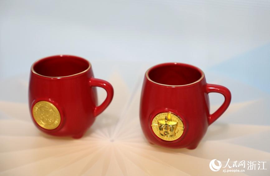 Ʒ`ЁԴǶе㴶W z