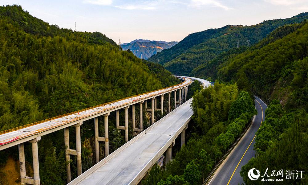 Cɰ㽭ĸپhھGˮɽgW z