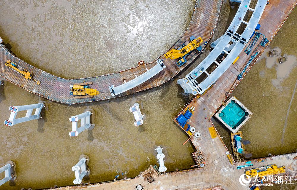 617_Ď_ʼW z