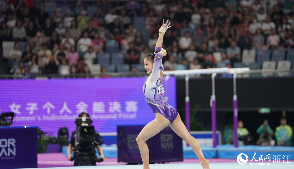 左彤自由體操項目比賽現場。人民網 陳陸洵攝
