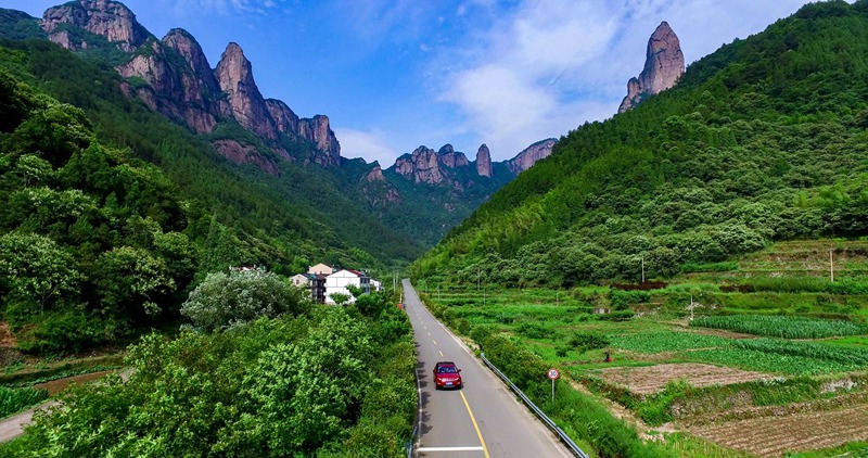 臺州市仙居縣環神仙居旅游公路。浙江省交通運輸廳供圖
