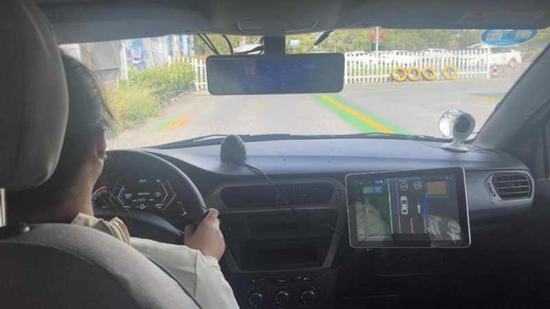 智慧AI學車。沈嘉寧攝