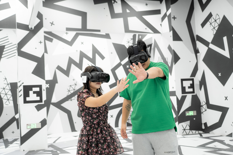 新穎的多媒體體驗項目?；顒臃焦﹫D