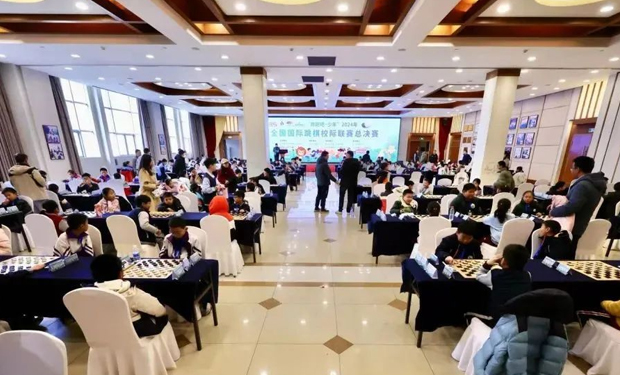 麗水棋手在2024年全國國際跳棋校際聯賽總決賽中斬獲兩金兩銀