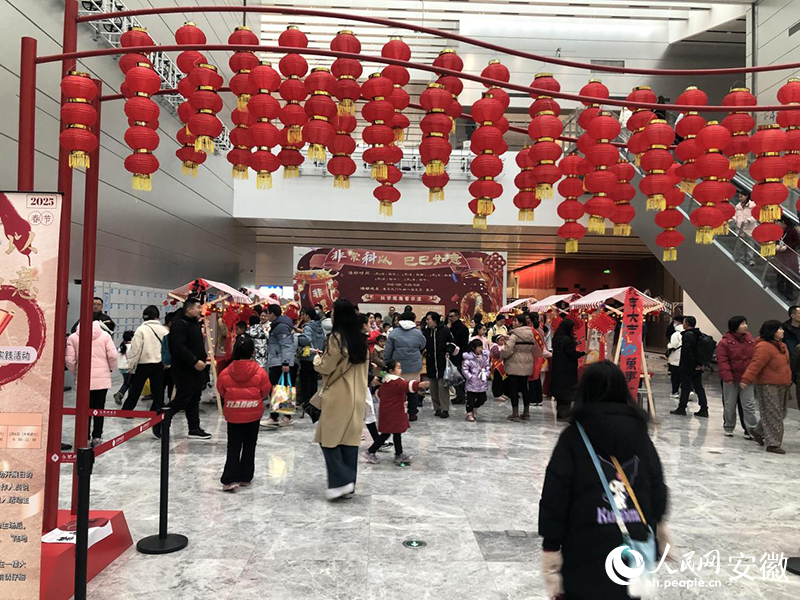 “非遺+科學”主題活動現場。人民網 呂歡歡攝