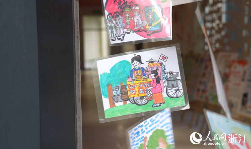 學生畫作。人民網 劉欣蔚攝