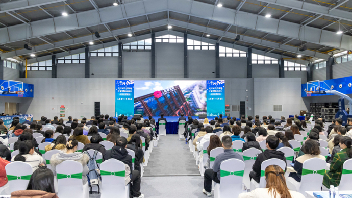 3月14日，楊浦“才聚楊浦高校行”走進武漢大學。楊浦區新聞辦供圖