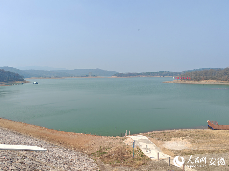 黃栗樹水庫全貌。人民網 丁紀攝
