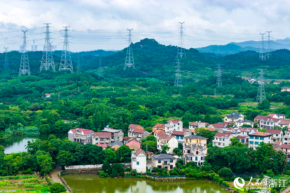 金華燃機500千伏送出工程建成投運。人民網 章勇濤攝