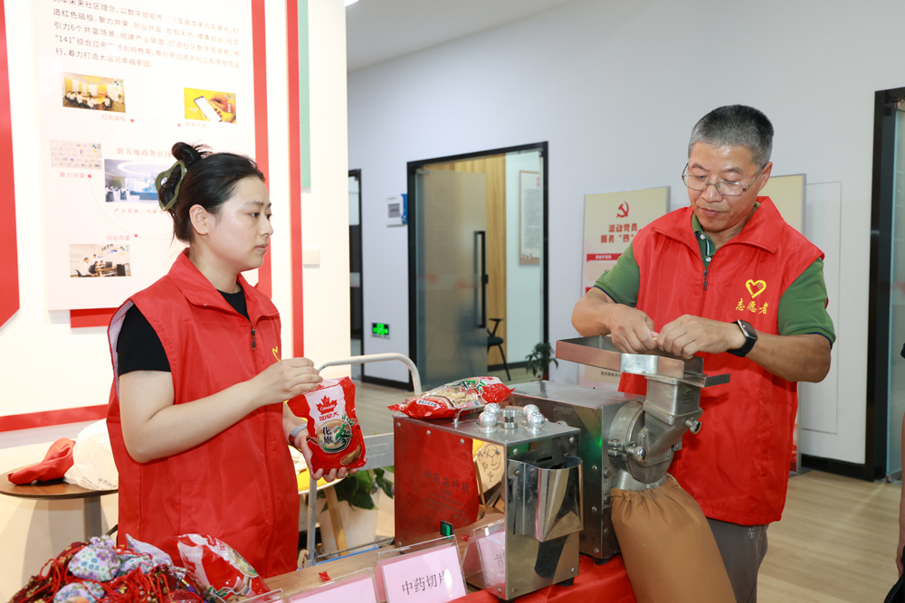 2025年杭州市藥品安全“宣傳周”正式啟動。杭州市市場監督管理局供圖