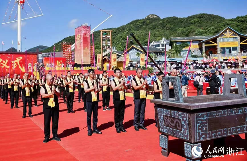 開漁節祭海儀式。人民網記者 張帆攝
