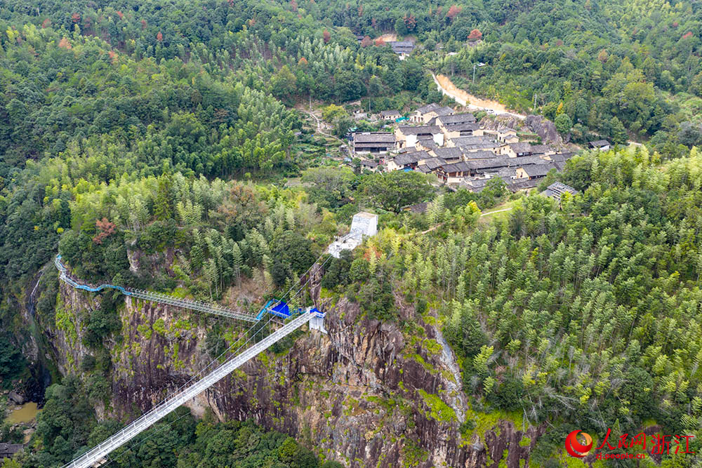 浙江省龍泉市下樟村。人民網 章勇濤攝