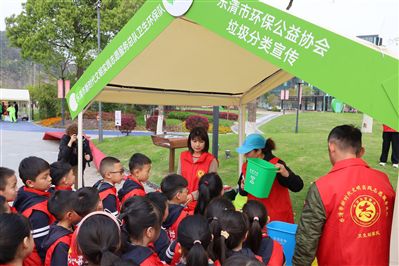 “清善集市”文明實踐新品牌上線。本文圖片由市文明辦提供